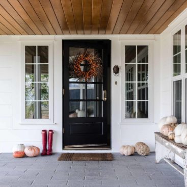 Fall Porch Decor for the Minimalist Farmhouse