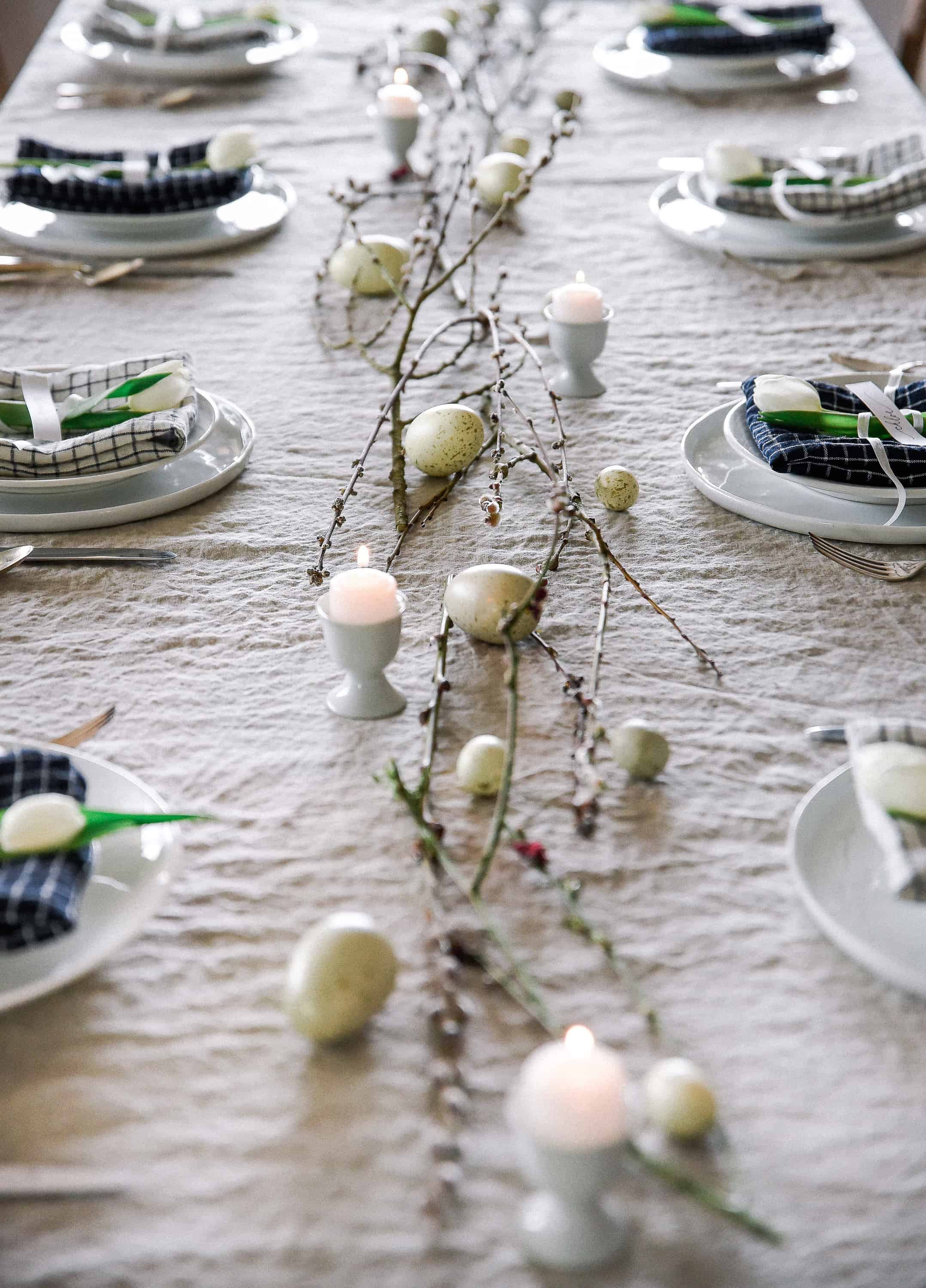 Get inspired to decorate for Easter this year with these easy Easter decorating ideas! This Easter table is beautiful and perfect for an Easter lunch with family or friends.