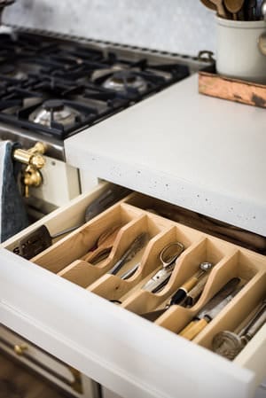 True words of wisdom: "Organization isn’t about perfection, it’s about efficiency, reducing stress & clutter.  It’s about saving time & money, and improving your overall quality of life." ~Christina Scalise When we installed our new kitchen, I knew that I was going to have to keep things very organized. Previously we had so. much. stuff. packed into our cabinets, it was like a treasure hunt trying to find anything. When we moved in, the cabinets were still full with Greg's grandmother's things, and although I donated a lot of it, there was still a whole lot of unnecessary items.  #kitchenorganization #organizationtips #kitchen #organize