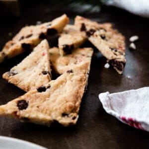 Best Christmas Desserts: Chocolate Peppermint Shortbread