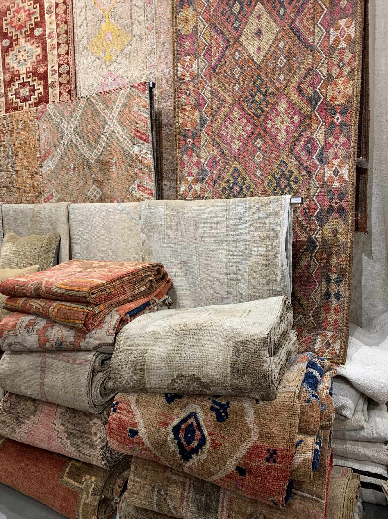 The Absolute Best Guide to Vintage Rug Shopping