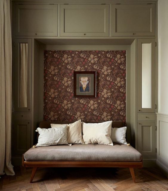 Timeless and Traditional Bedroom Inspiration